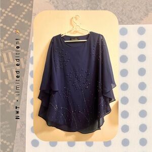 🆕 🎉 beautiful blue flowy crystal & pearl embellished overlay blouse